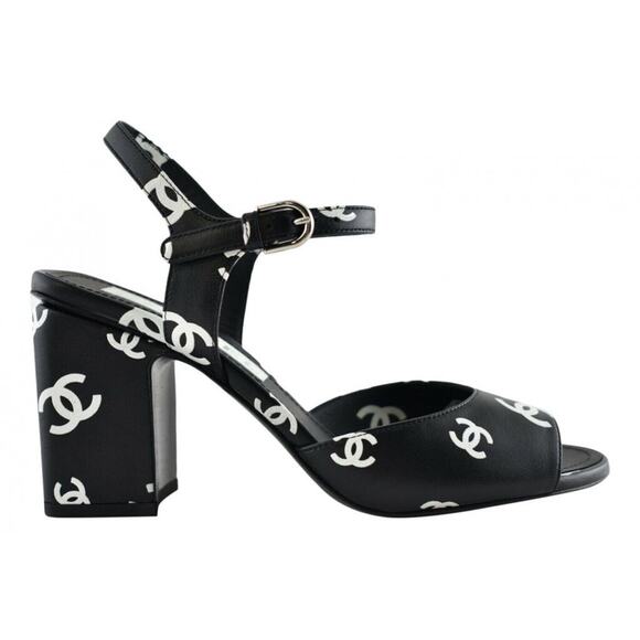 Chanel 22S Black White Print Lambskin CC Logo Ankle Strap Block Heel Sandal 38.5 - Picture 1 of 10